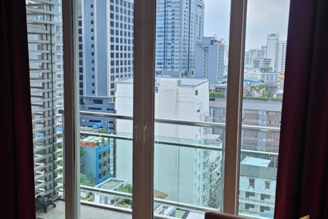 Студия в кондо в Ваттхане, Бангкок, Таиланд № 171602 - фото 7