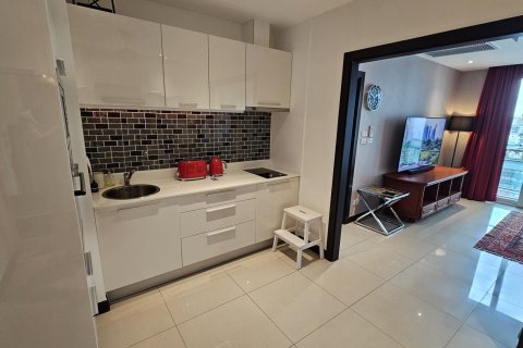 Студия в кондо в Ваттхане, Бангкок, Таиланд № 171602 - фото 12