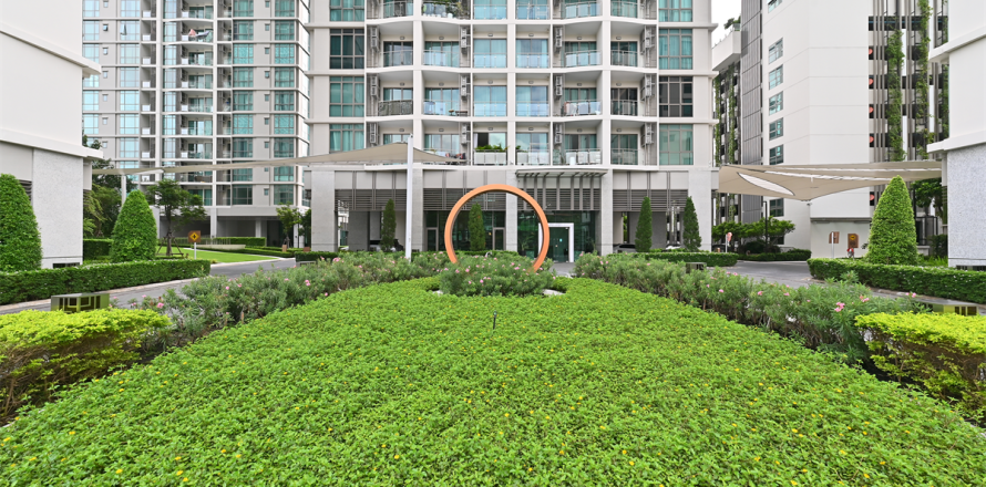 Condo in Bangkok, Thailand, 2 bedrooms № 186773