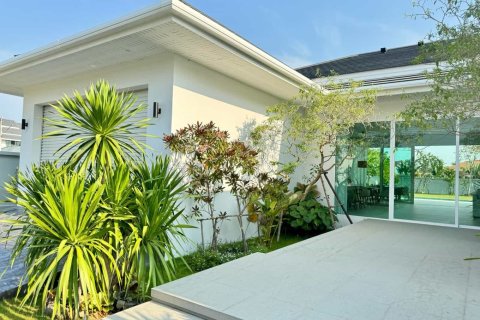 Вилла в Хуа Хине, Таиланд с 4 спальнями  № 166064 - фото 27