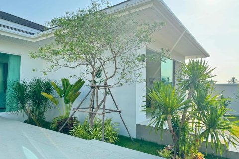 Вилла в Хуа Хине, Таиланд с 4 спальнями  № 166064 - фото 26