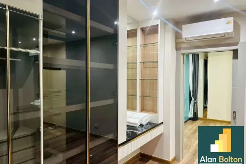 Casa de 4 dormitorios en Jomtien Beach, Pattaya, Tailandia № 210652 - foto 6
