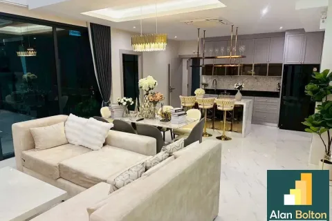 Casa de 4 dormitorios en Jomtien Beach, Pattaya, Tailandia № 210652 - foto 10