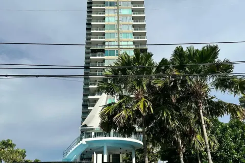 Condominio de 2 dormitorios en Pattaya, Tailandia № 210651 - foto 2