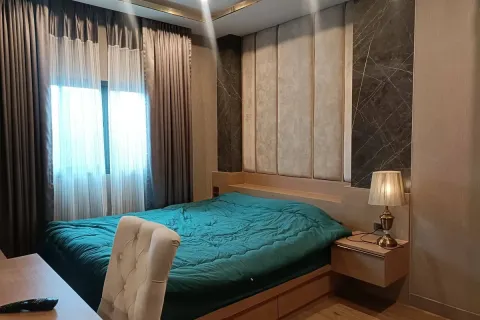 Casa de 4 dormitorios en Pattaya, Tailandia № 210657 - foto 17
