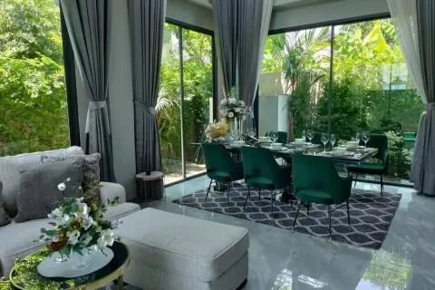 Casa de 4 dormitorios en Pattaya, Tailandia № 210657 - foto 7