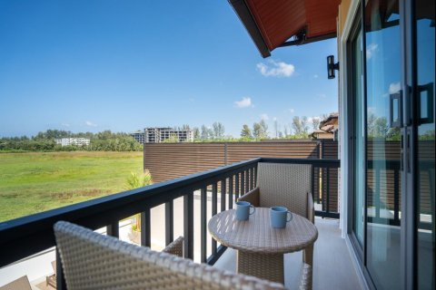 Villa in Phuket, Thailand 3 bedrooms № 147774 - photo 21