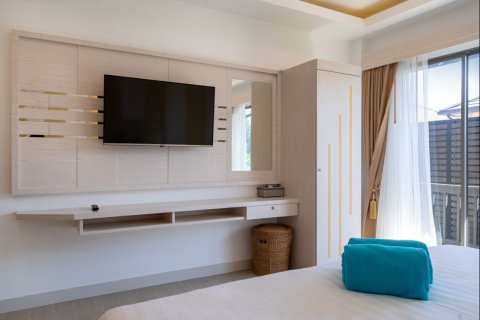 Villa in Phuket, Thailand 3 bedrooms № 147774 - photo 8