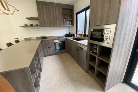 Villa in Ko Samui, Thailand 3 bedrooms № 147773 - photo 14