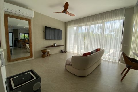 Villa in Ko Samui, Thailand 3 bedrooms № 147773 - photo 11