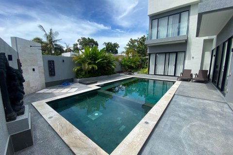 Villa in Ko Samui, Thailand 3 bedrooms № 147773 - photo 7