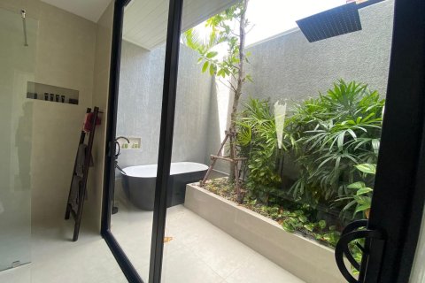 Villa in Ko Samui, Thailand 3 bedrooms № 147773 - photo 26