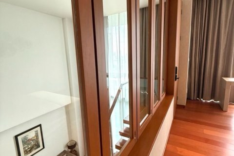 Кондоминиум с 2 спальнями в Сатхоне, Бангкок, Таиланд № 147776 - фото 20