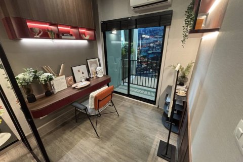 Condo à Suan Luang, Bangkok, Thaïlande, 2 chambres  № 115487