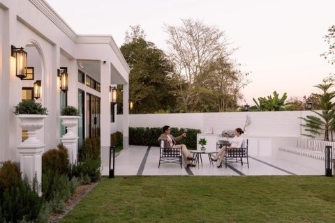 Villa in Chiang Mai, Thailand 3 bedrooms № 161725 - photo 2