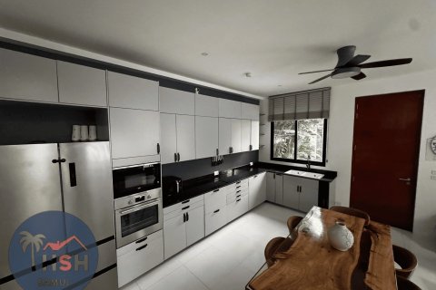 Villa in Ko Samui, Thailand 5 bedrooms № 179887 - photo 7