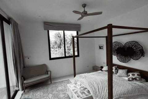 Villa in Ko Samui, Thailand 5 bedrooms № 179887 - photo 12