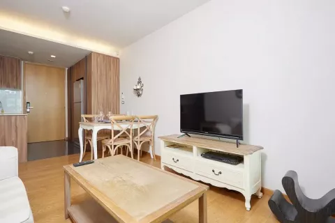 Condo in Watthana, Bangkok, Thailand, 2 bedrooms  № 137953 - photo 2