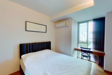 Condo in Watthana, Bangkok, Thailand, 2 bedrooms  № 137953 - photo 7