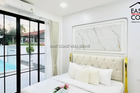 Casa de 3 dormitorios en Pattaya, Tailandia № 212579 - foto 18