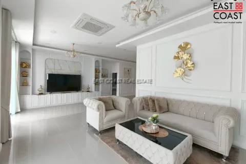 Casa de 3 dormitorios en Pattaya, Tailandia № 212579 - foto 13