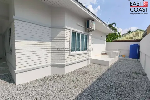 Casa de 3 dormitorios en Pattaya, Tailandia № 212580 - foto 5
