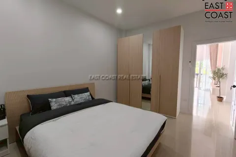 Casa de 3 dormitorios en Pattaya, Tailandia № 212580 - foto 17