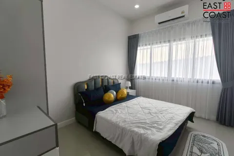 Casa de 3 dormitorios en Pattaya, Tailandia № 212577 - foto 8