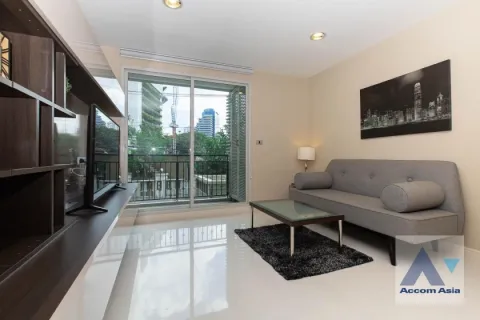 Condo in Khlong Toei, Bangkok, Thailand, 2 bedrooms  № 215117