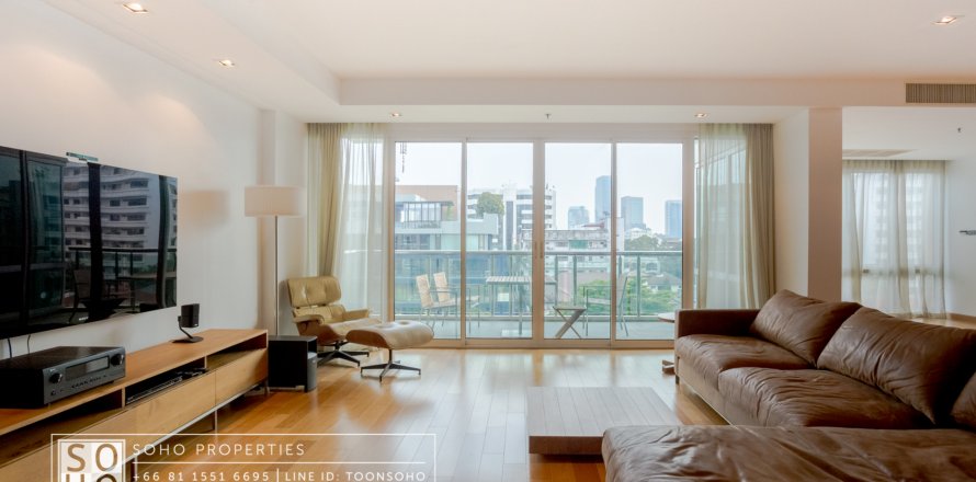 Condo à Bangkok, Thaïlande, 4 chambres  № 168203