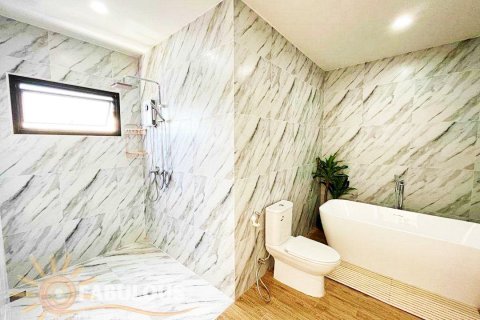 Villa in Bang Tao, Thailand 3 bedrooms № 179543 - photo 10