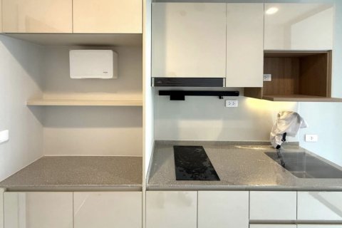 Кондоминиум с 2 спальнями в Ваттхане, Бангкок, Таиланд № 135858 - фото 2