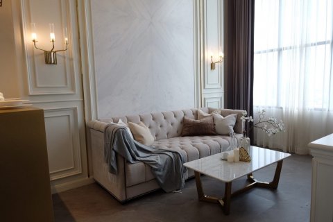 Condo in Sathon, Bangkok, Thailand, 2 bedrooms  № 135859 - photo 11