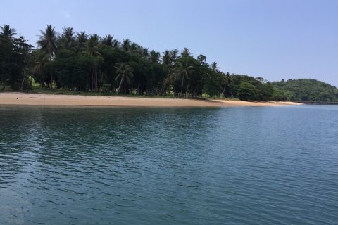 Land in Ko Lanta Yai, Thailand 115200 sq.m. № 159590 - photo 3