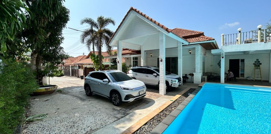 Вилла в Кату, Таиланд с 3 спальнями  № 159589