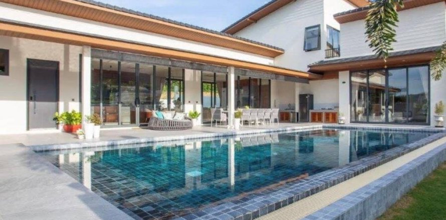 Вилла в Хуа Хине, Таиланд с 5 спальнями  № 114807