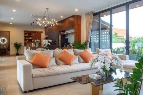 Вилла в Хуа Хине, Таиланд с 5 спальнями  № 114807 - фото 3