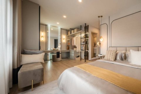 Condo in Bangkok, Thailand, 3 bedrooms  № 114804 - photo 4