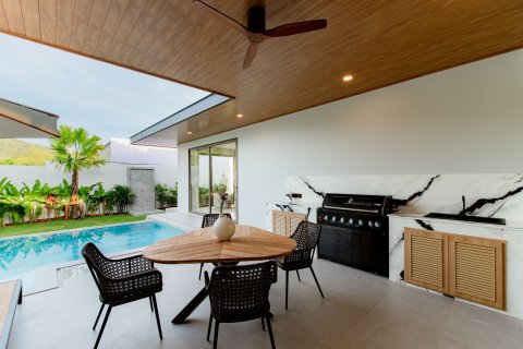 Villa in Hua Hin, Thailand 4 bedrooms № 160899 - photo 6