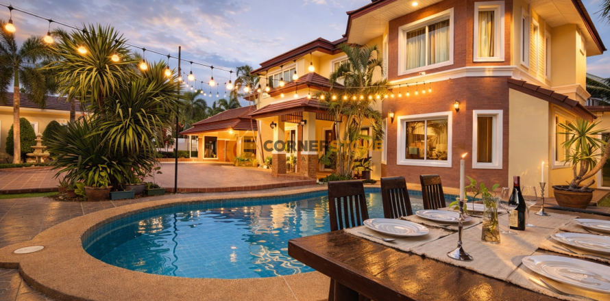 Studio in Pattaya, Thailand № 167103