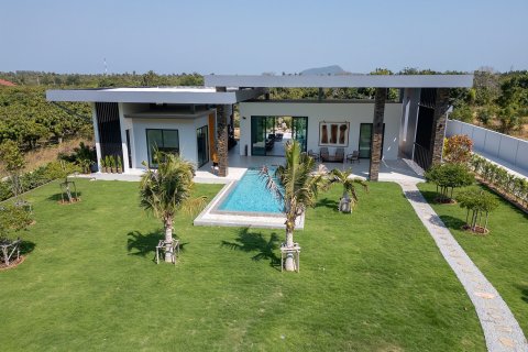 Вилла в Хуа Хине, Таиланд с 3 спальнями  № 167626 - фото 10