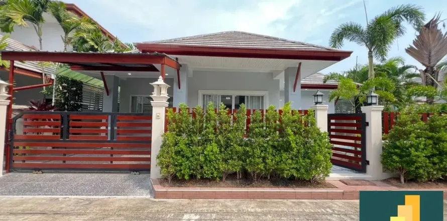 Casa de 3 dormitorios en Pattaya, Tailandia № 210848