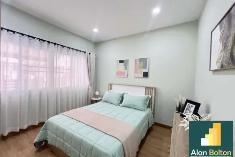 Casa de 3 dormitorios en Pattaya, Tailandia № 210848 - foto 8