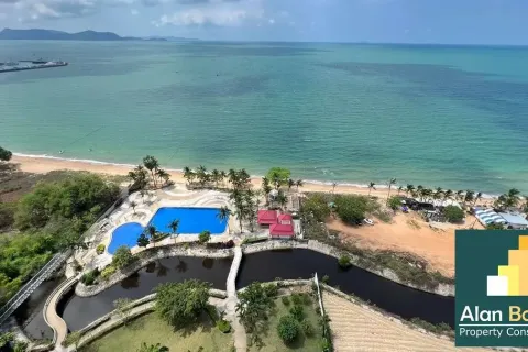Condominio de 3 dormitorios en Pattaya, Tailandia № 210849 - foto 9