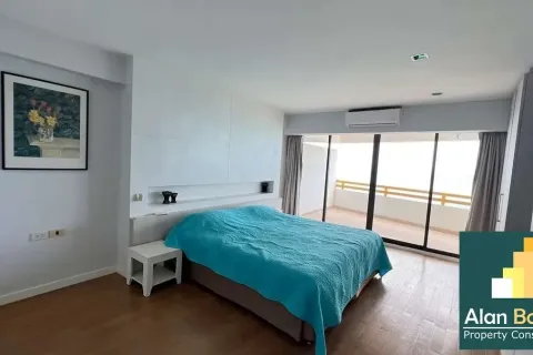 Condominio de 3 dormitorios en Pattaya, Tailandia № 210849 - foto 10
