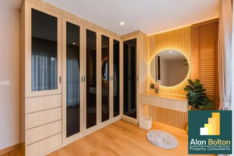 Casa de 3 dormitorios en Jomtien Beach, Pattaya, Tailandia № 210851 - foto 10