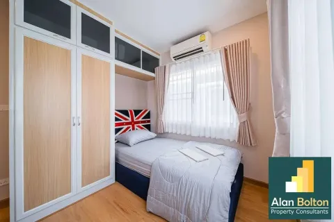Casa de 3 dormitorios en Jomtien Beach, Pattaya, Tailandia № 210851 - foto 7