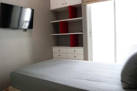 Studio dans le Condo à Watthana, Bangkok, Thaïlande  № 160604 - photo 4