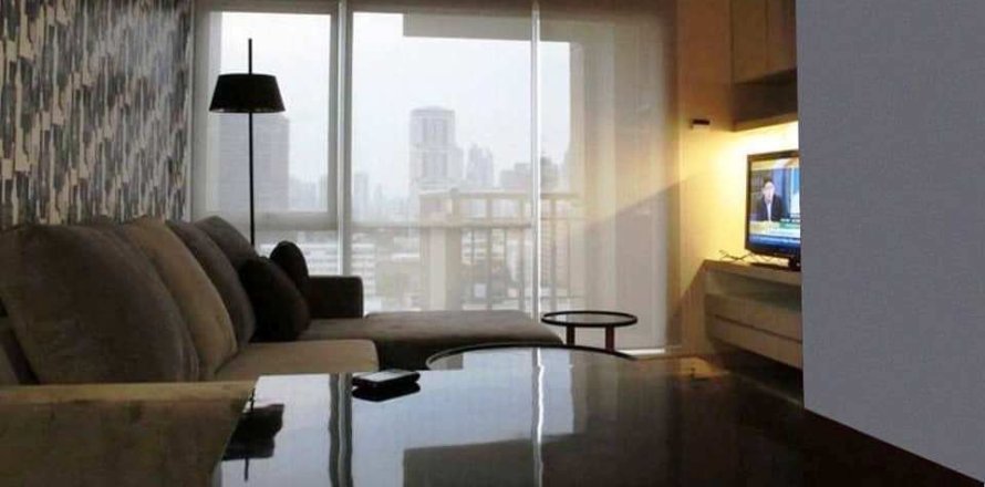 Studio dans le Condo à Watthana, Bangkok, Thaïlande  № 160604