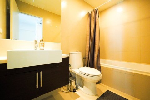 Студия в кондо в Ваттхане, Бангкок, Таиланд № 160603 - фото 10